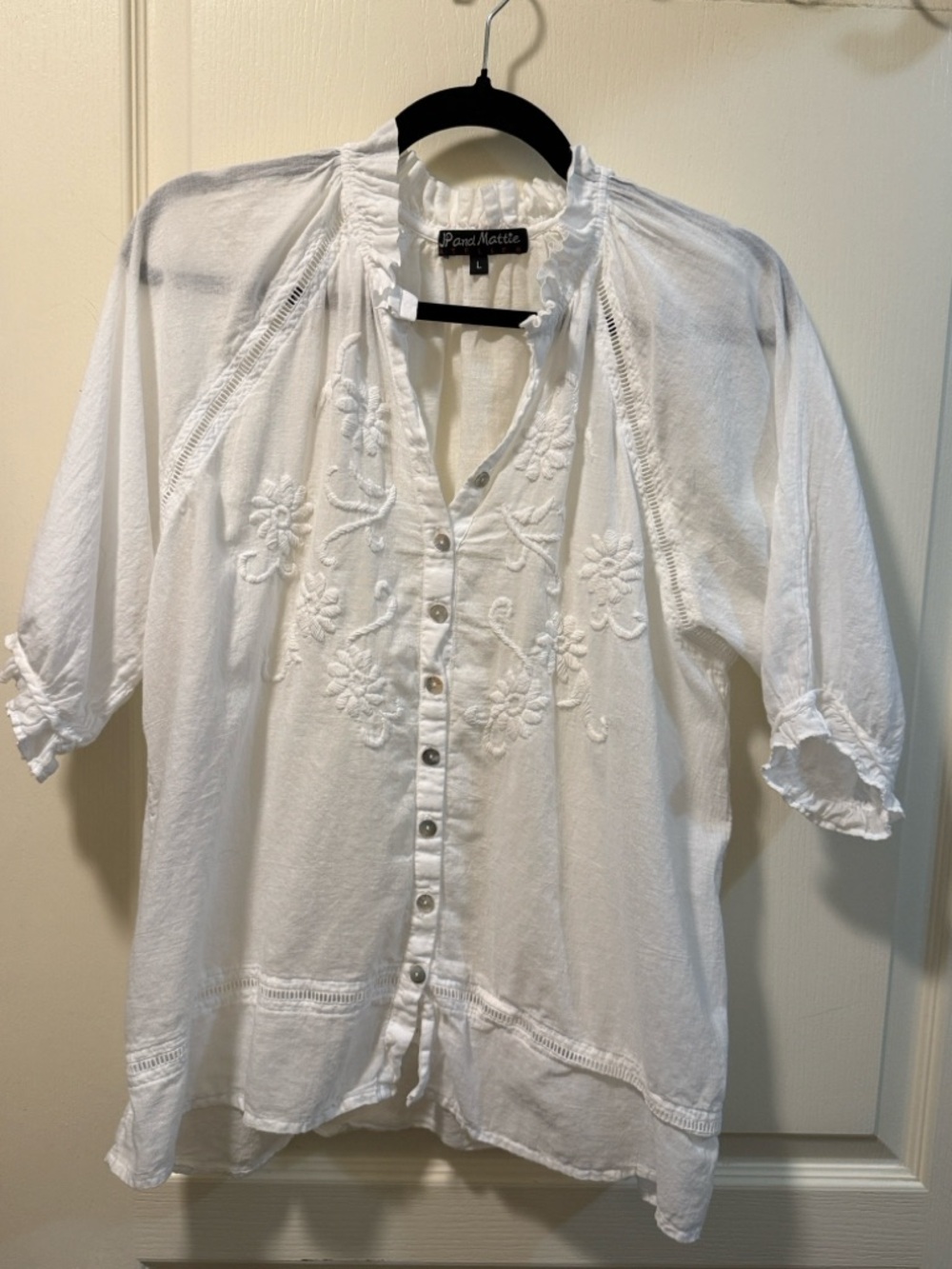 JP and Mattie White Embroidered Top - Picture 6 of 7